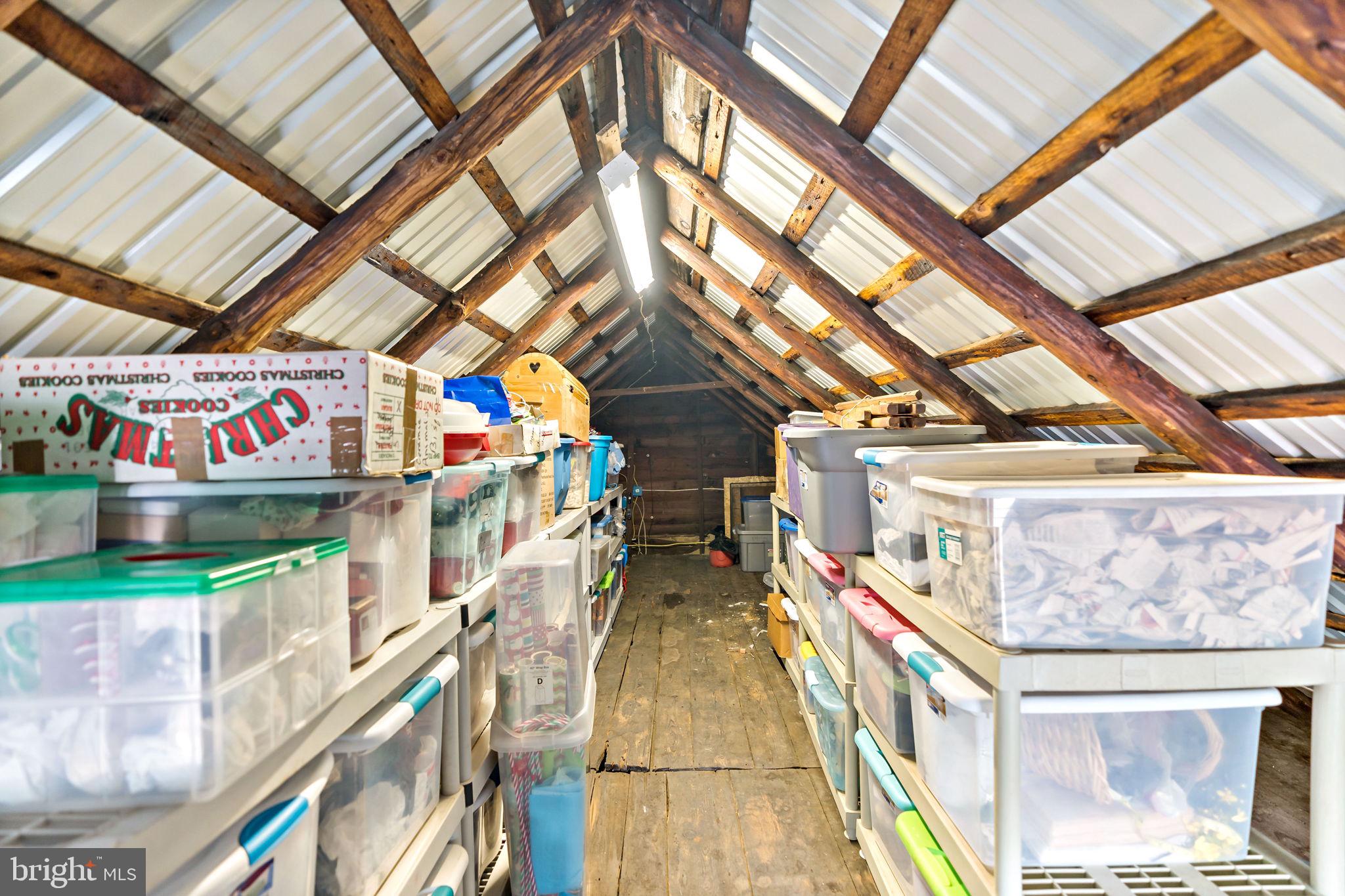 HEDGESVILLE - Residential