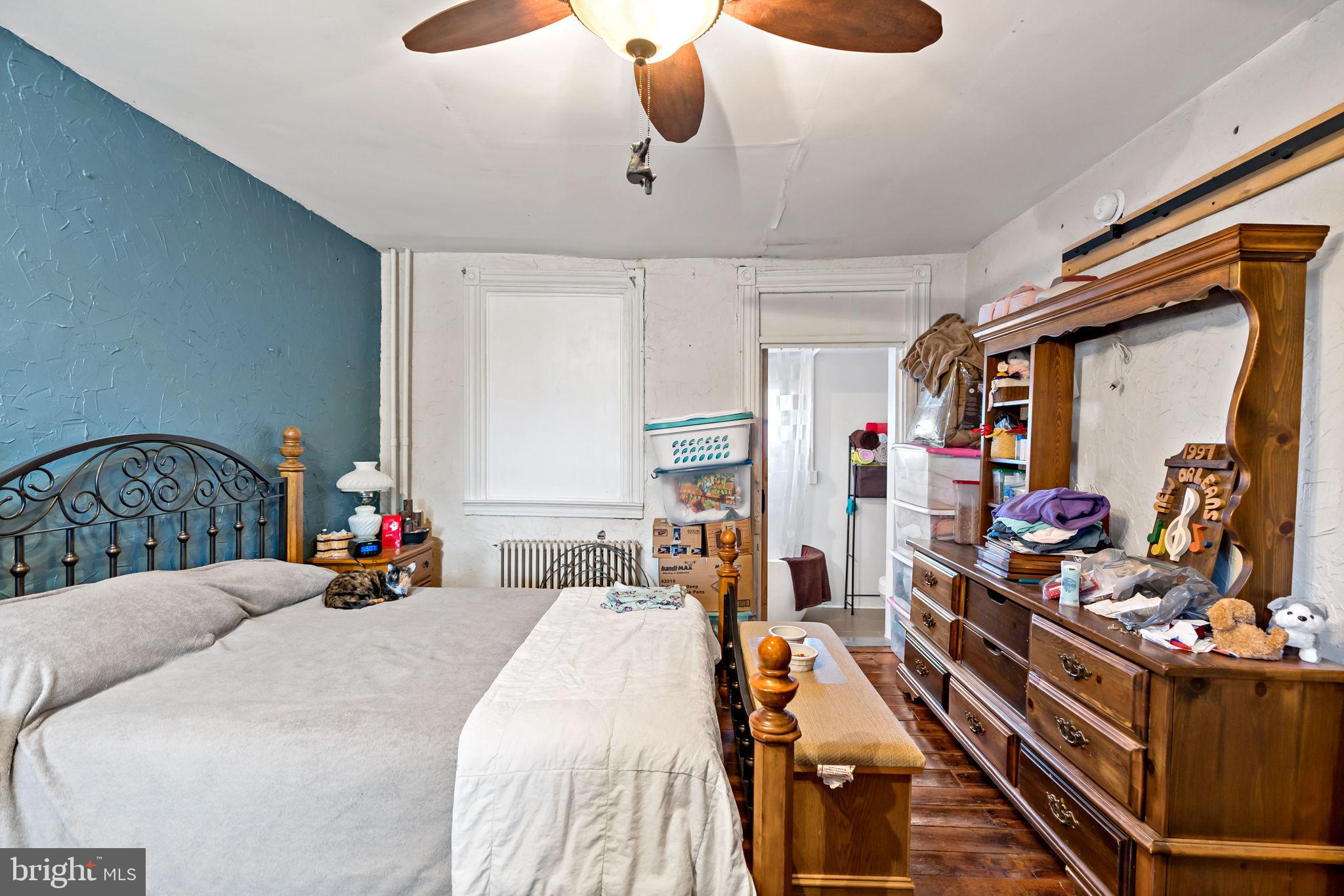 HEDGESVILLE - Residential