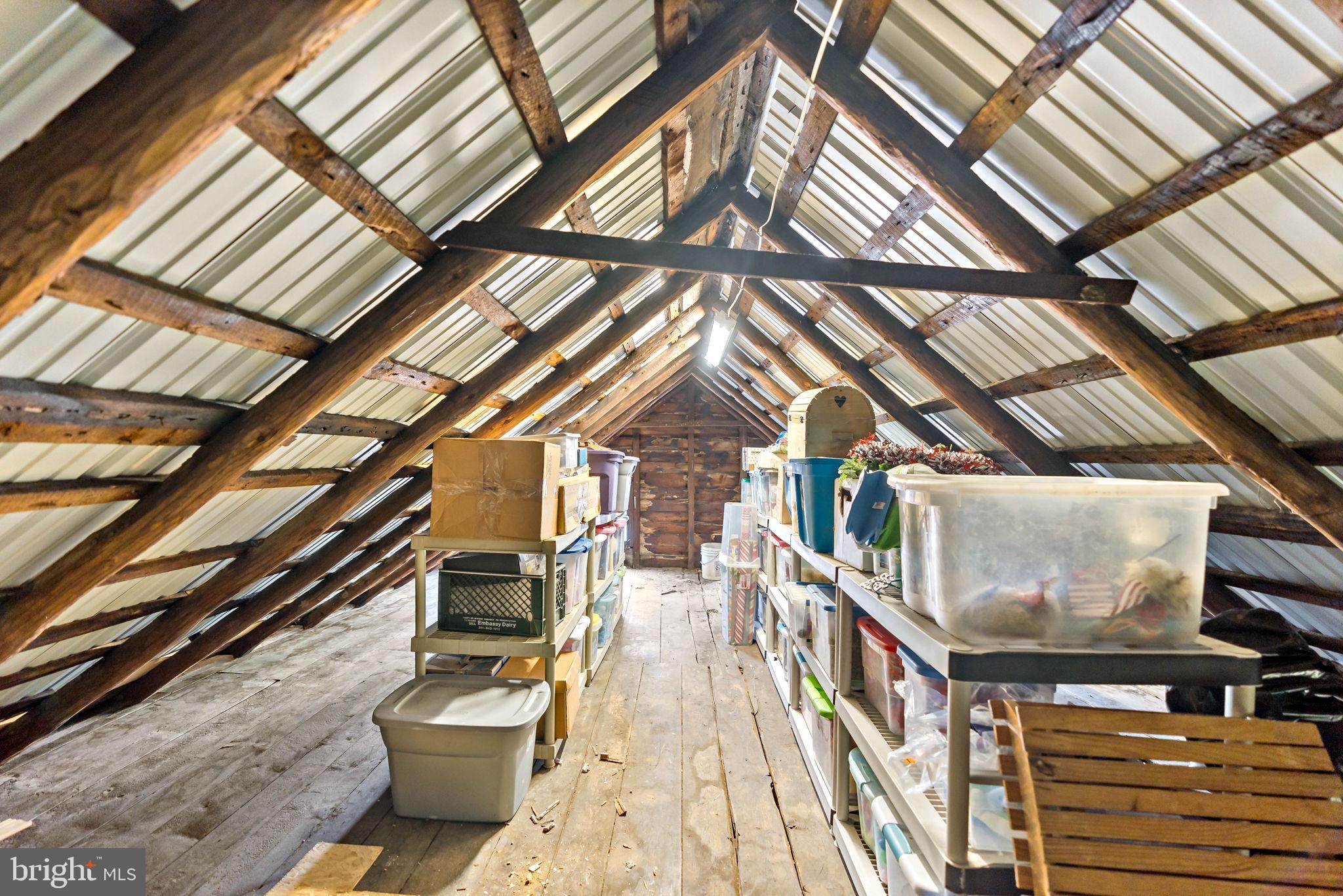 HEDGESVILLE - Residential