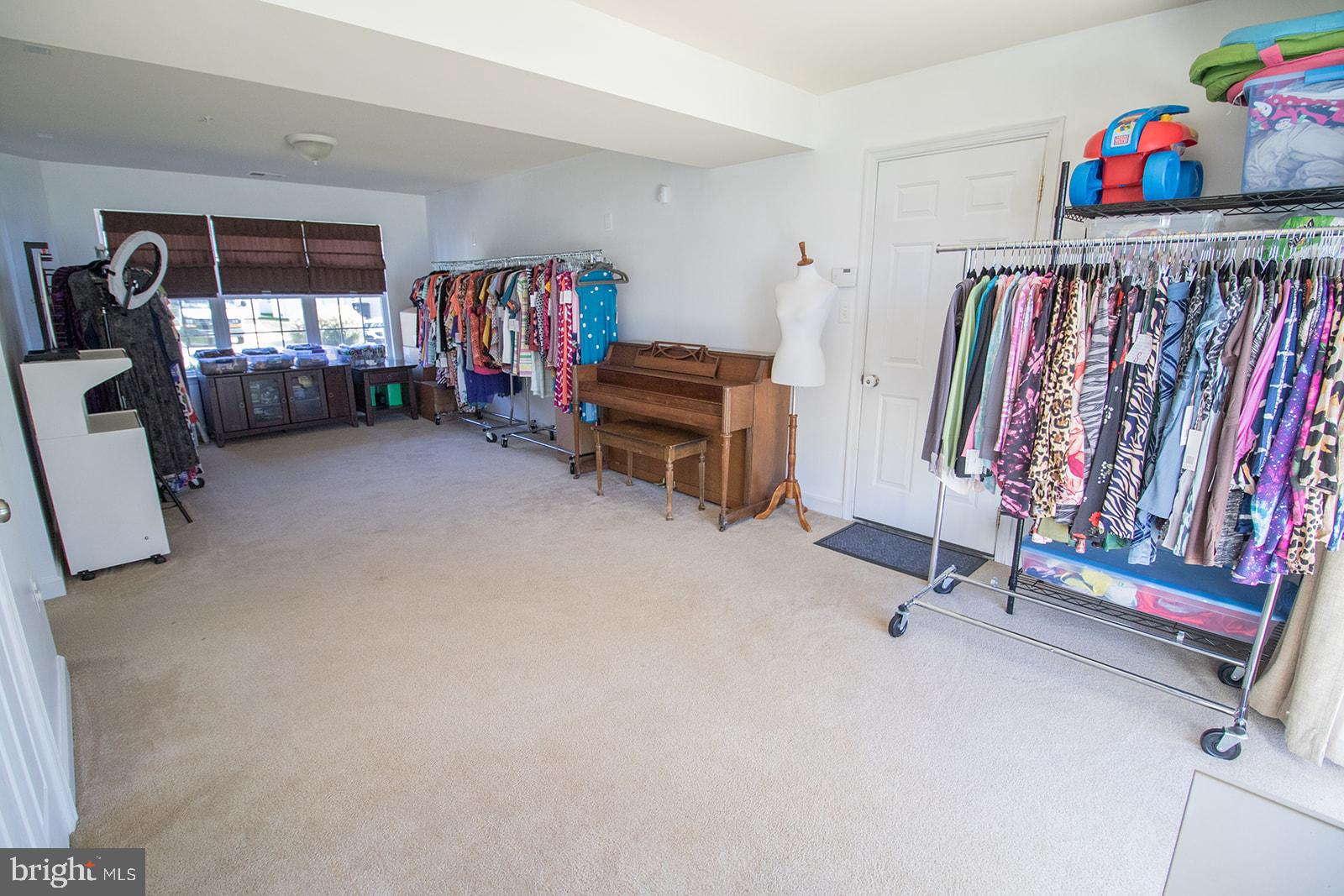 GREENVIEW WEST - Residential