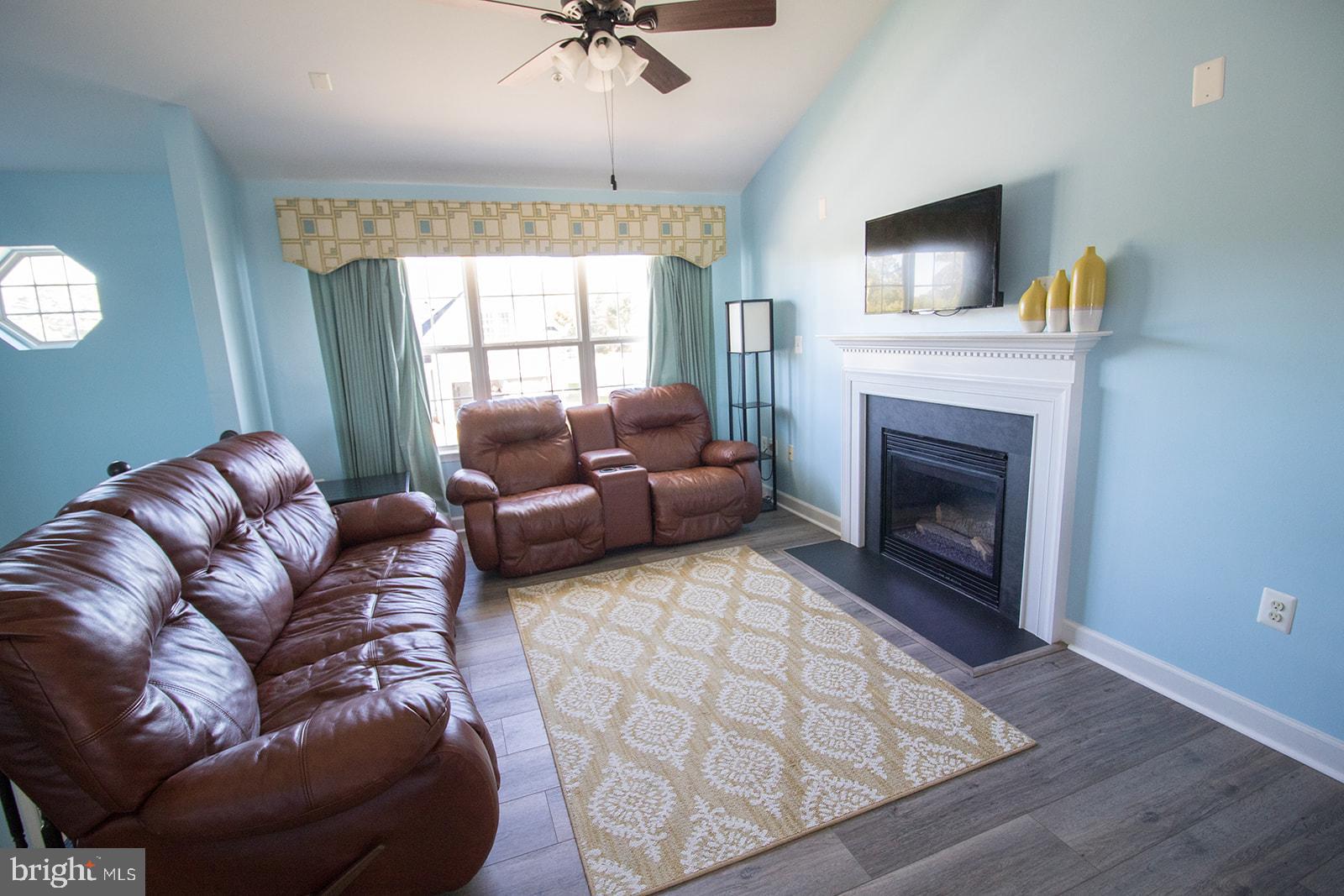 GREENVIEW WEST - Residential