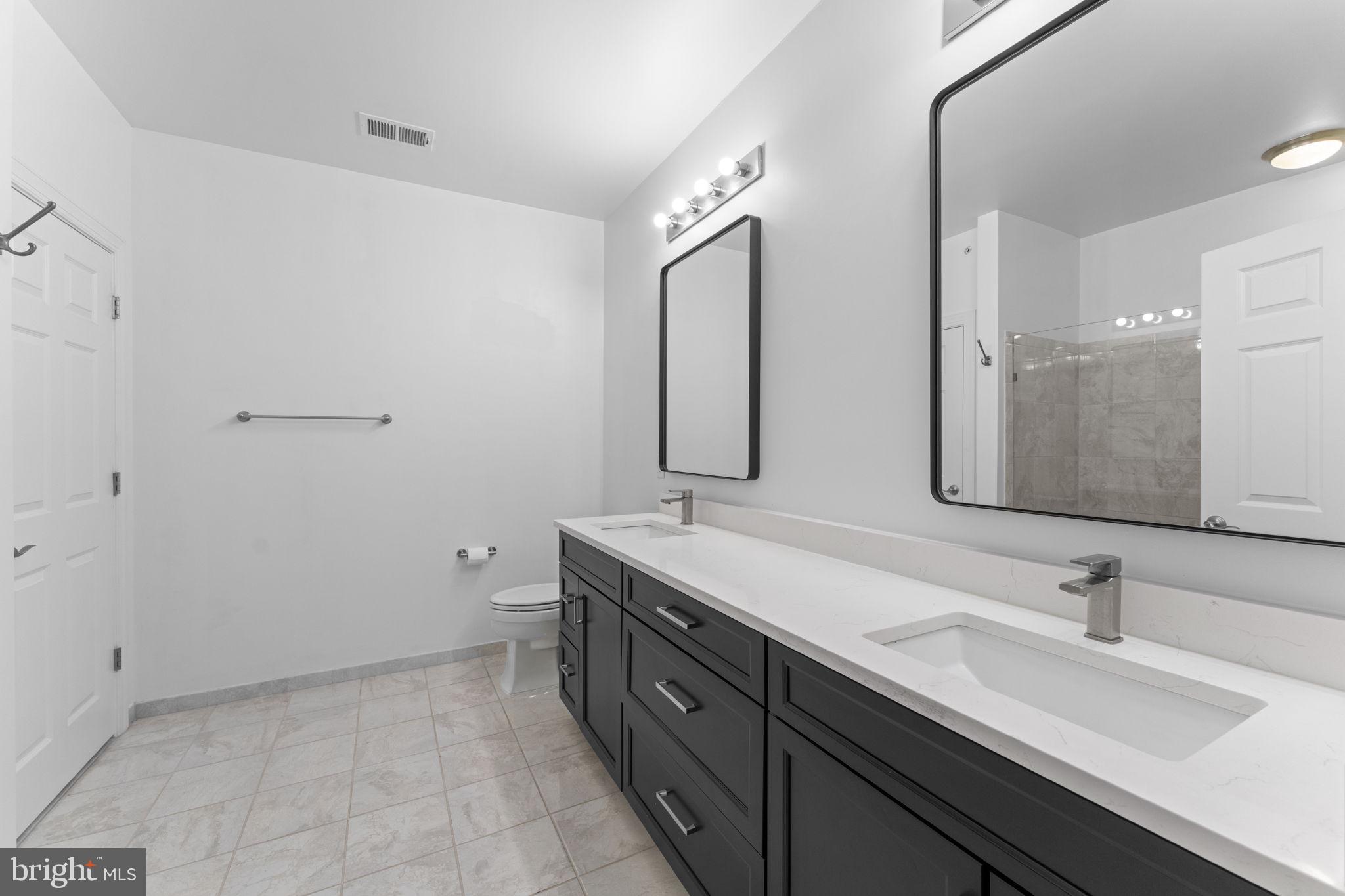 REGENCY AT DOMINION VALLEY - Residential