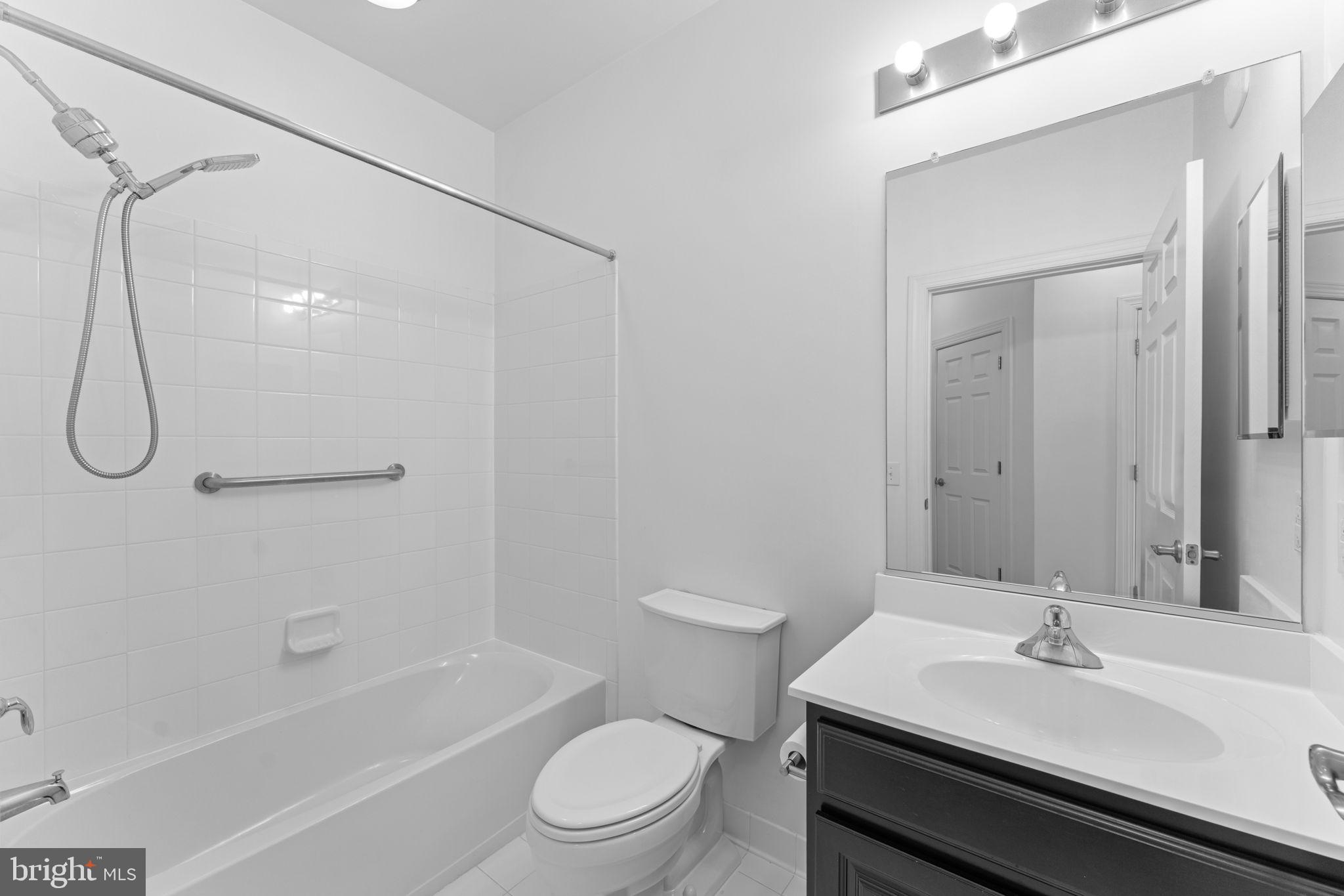 REGENCY AT DOMINION VALLEY - Residential