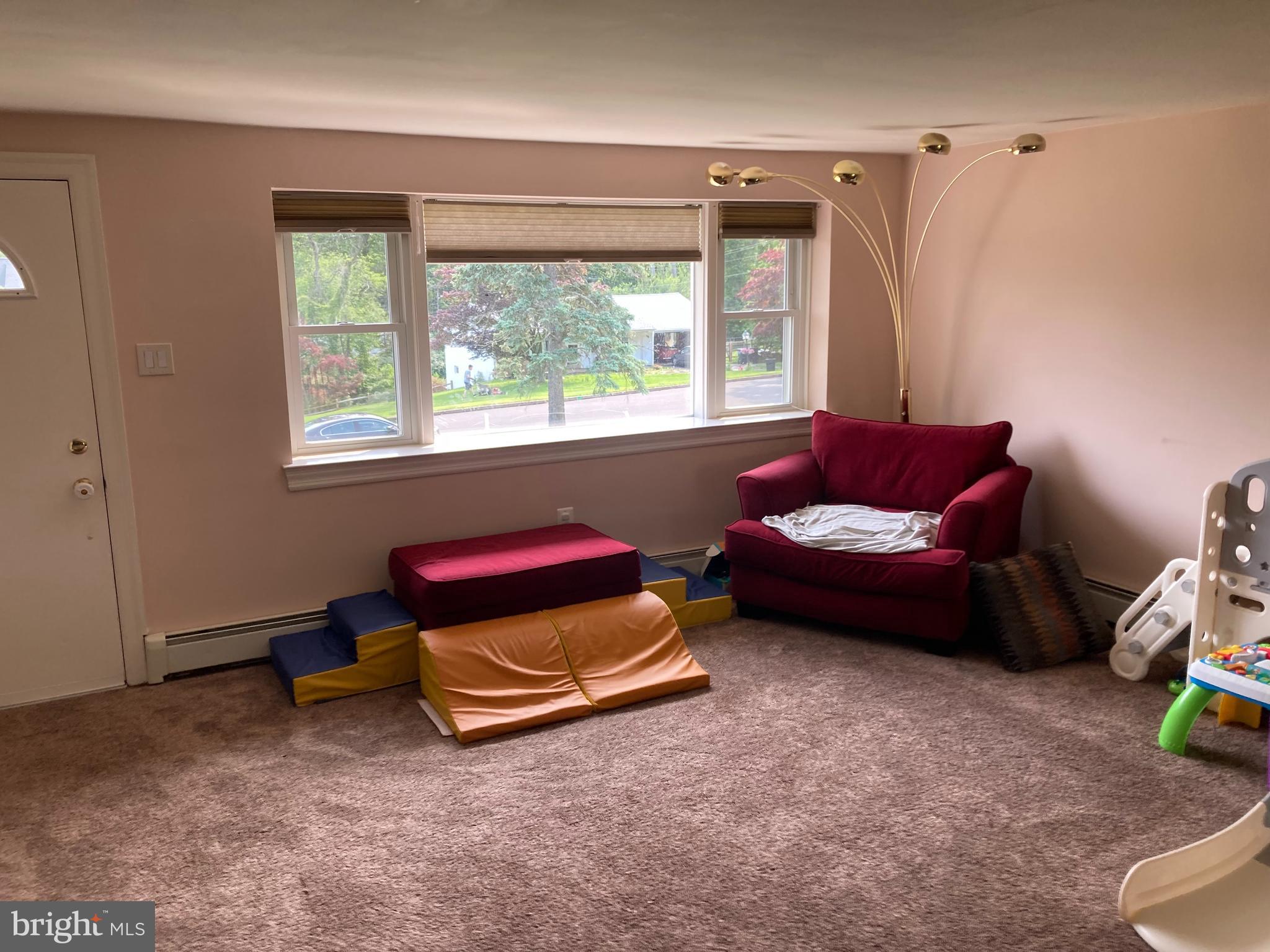 279 FAIRHILL DRIVE
