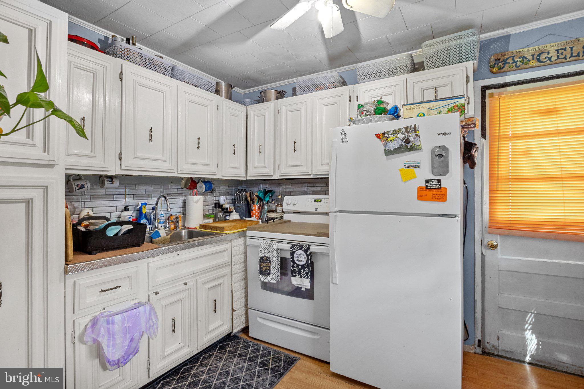 HEADLEY MANOR - Commercial Sale