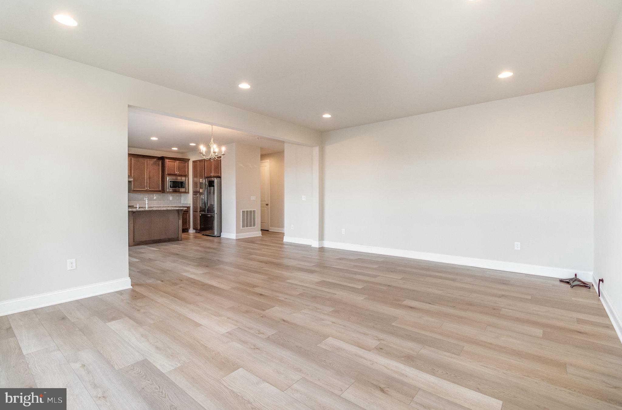 RIVERBEND - Residential Lease