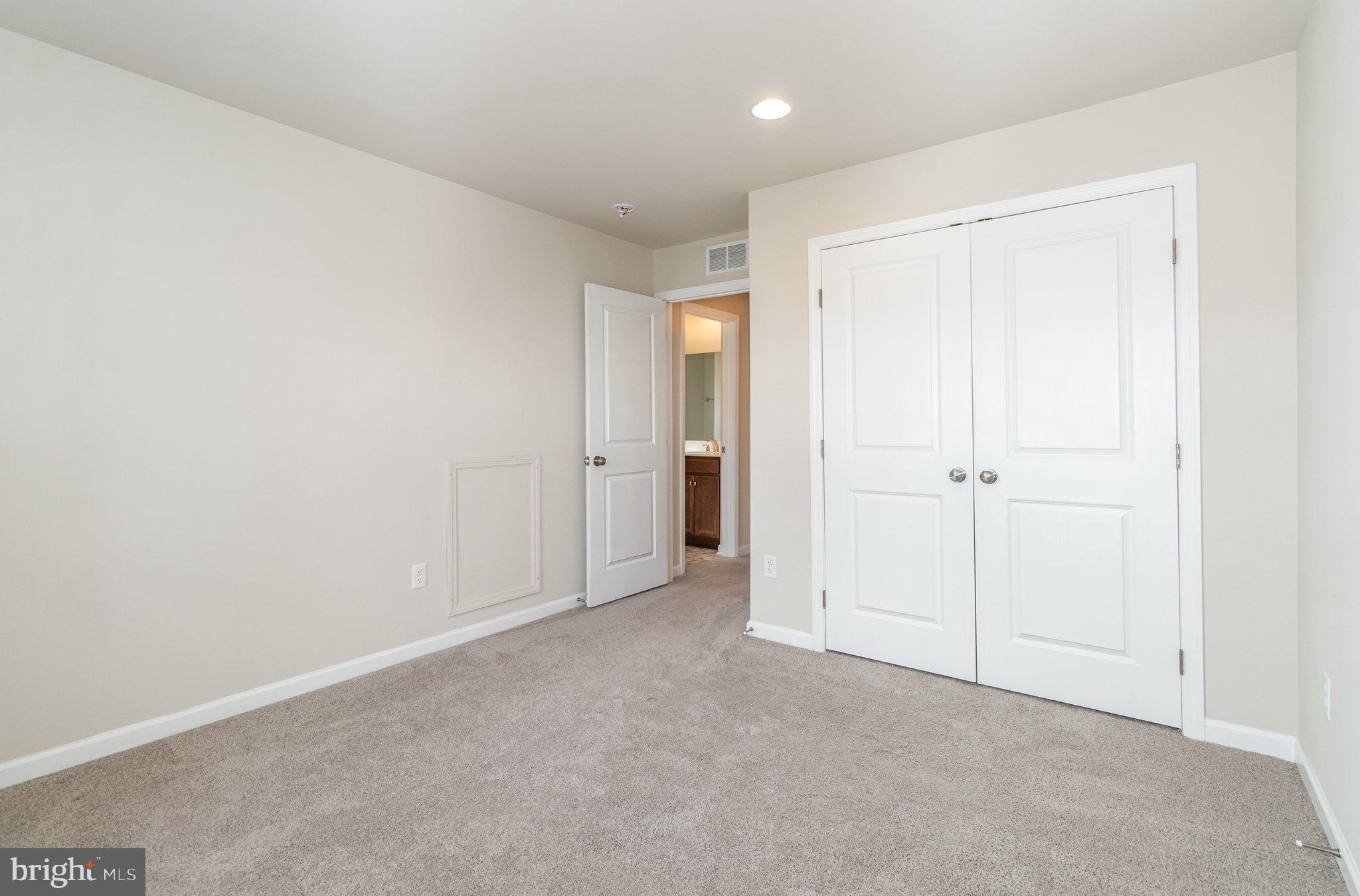 RIVERBEND - Residential Lease