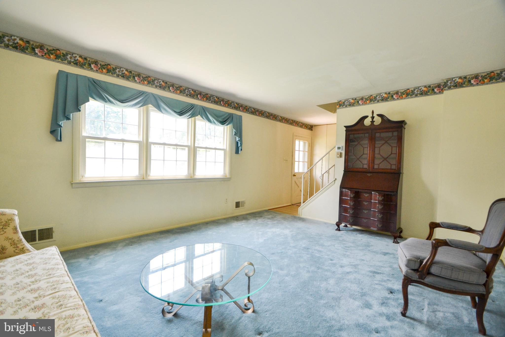 6 PLEASANT BROOK COURT
