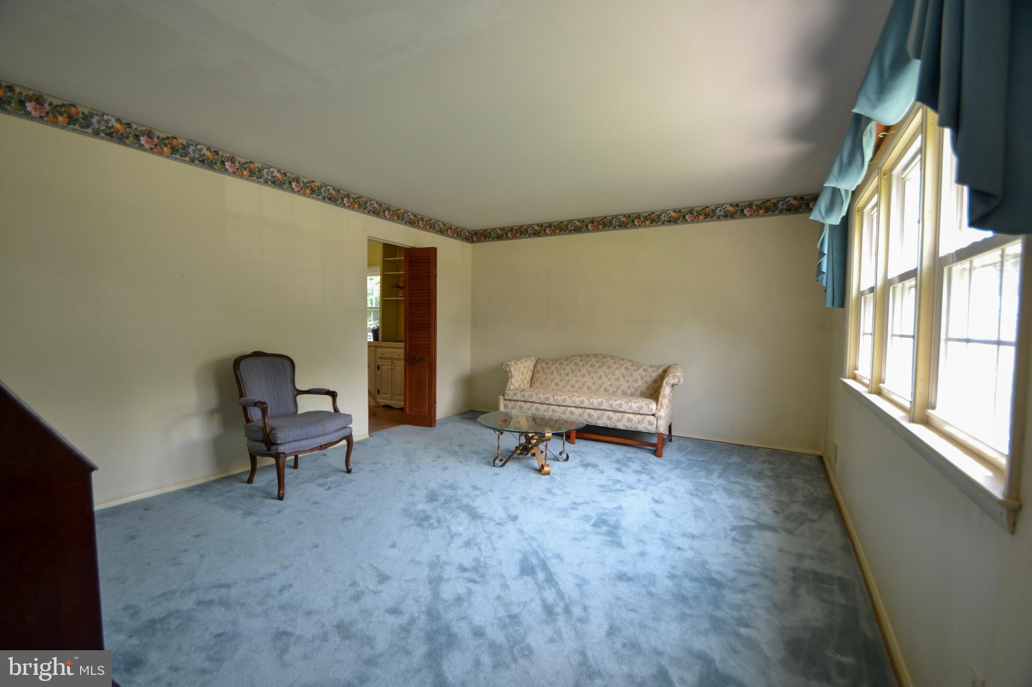 6 PLEASANT BROOK COURT