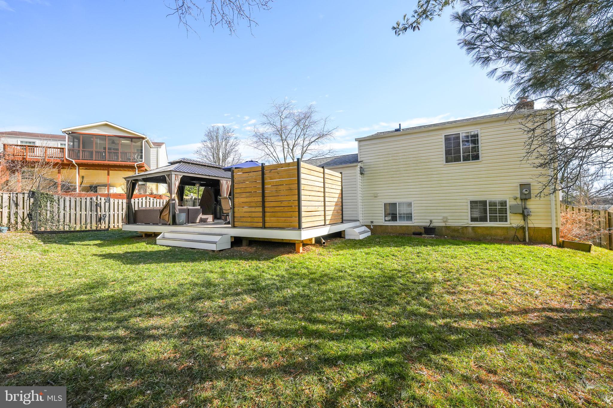 EDGELEA WOODS - Residential