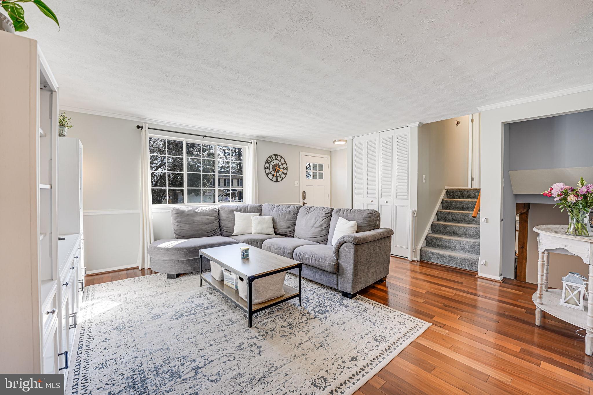 EDGELEA WOODS - Residential