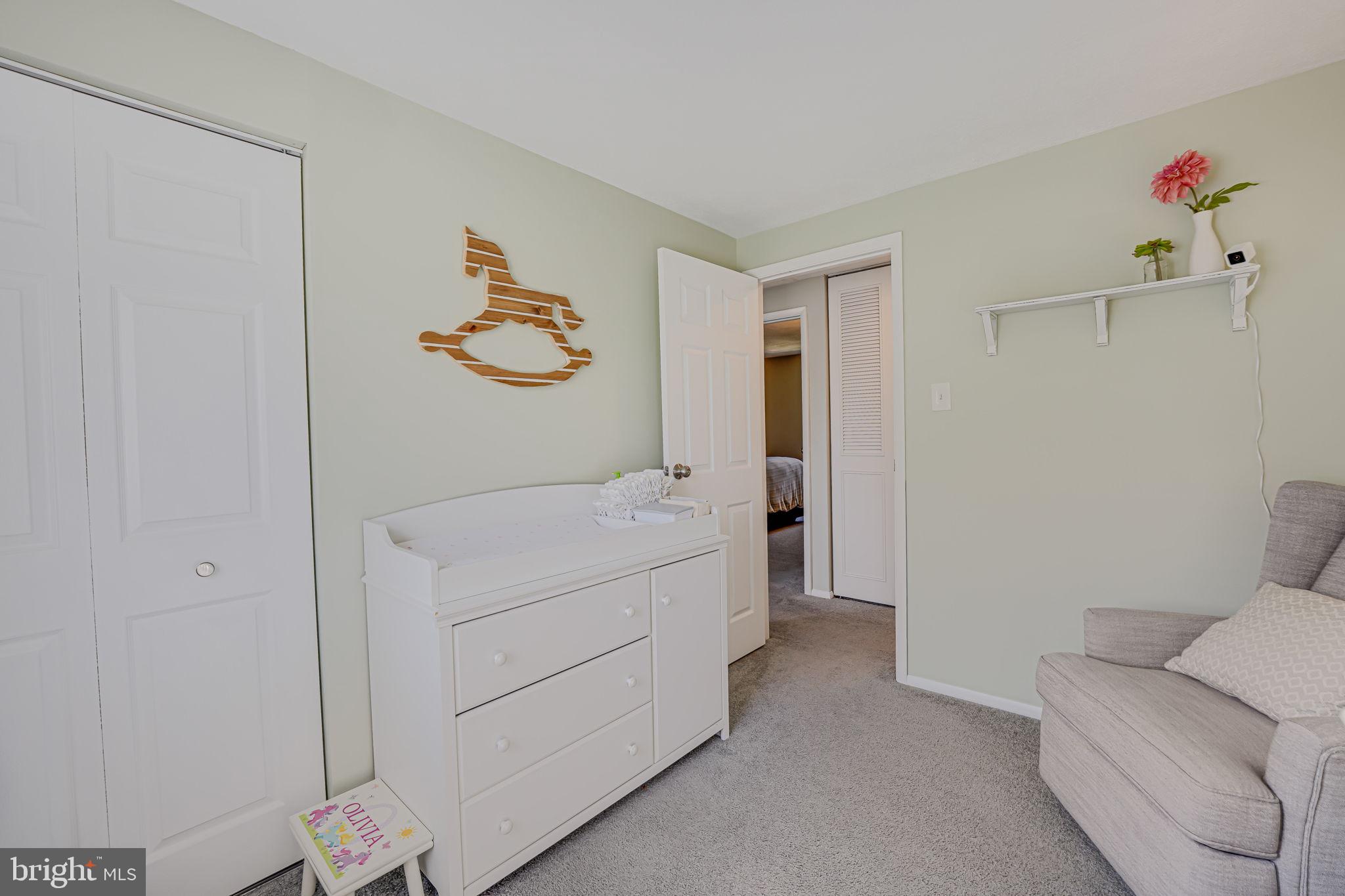 EDGELEA WOODS - Residential