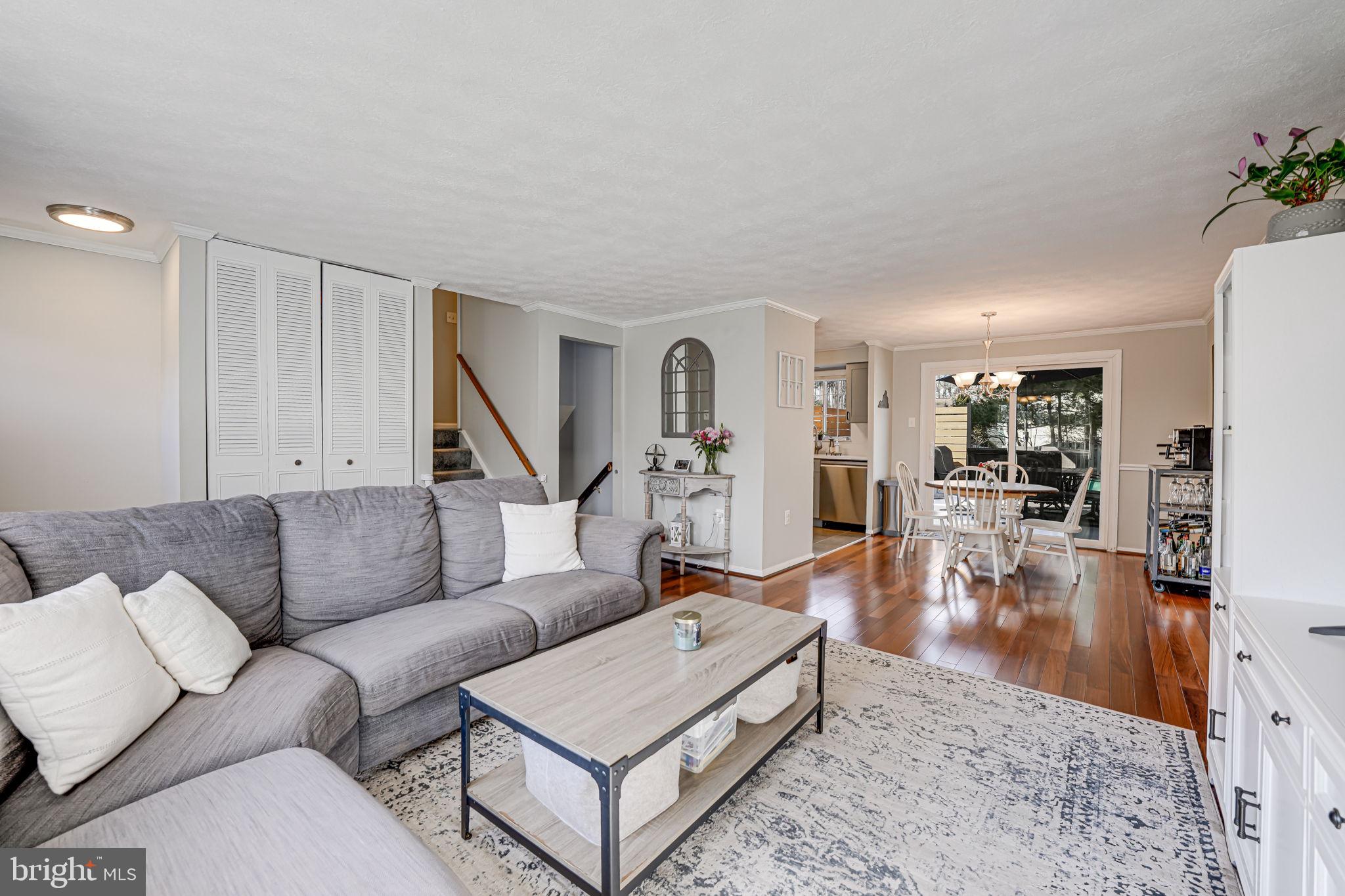 EDGELEA WOODS - Residential