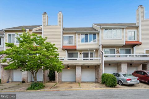 Townhouse For Sale - 9817 Sailfish Terrace<br/> Montgomery County, MONTGOMERY VILLAGE, MD 20886