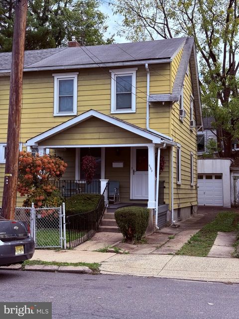 Townhouse For Sale - 239 Tioga Street<br/> TRENTON, NJ 08609