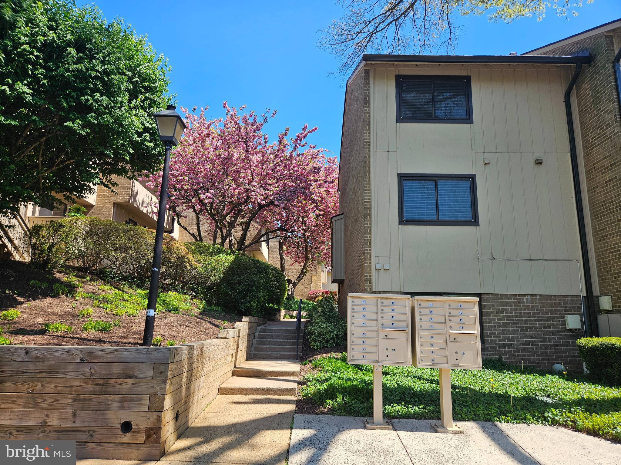 MOSBYS LANDING - Residential Lease