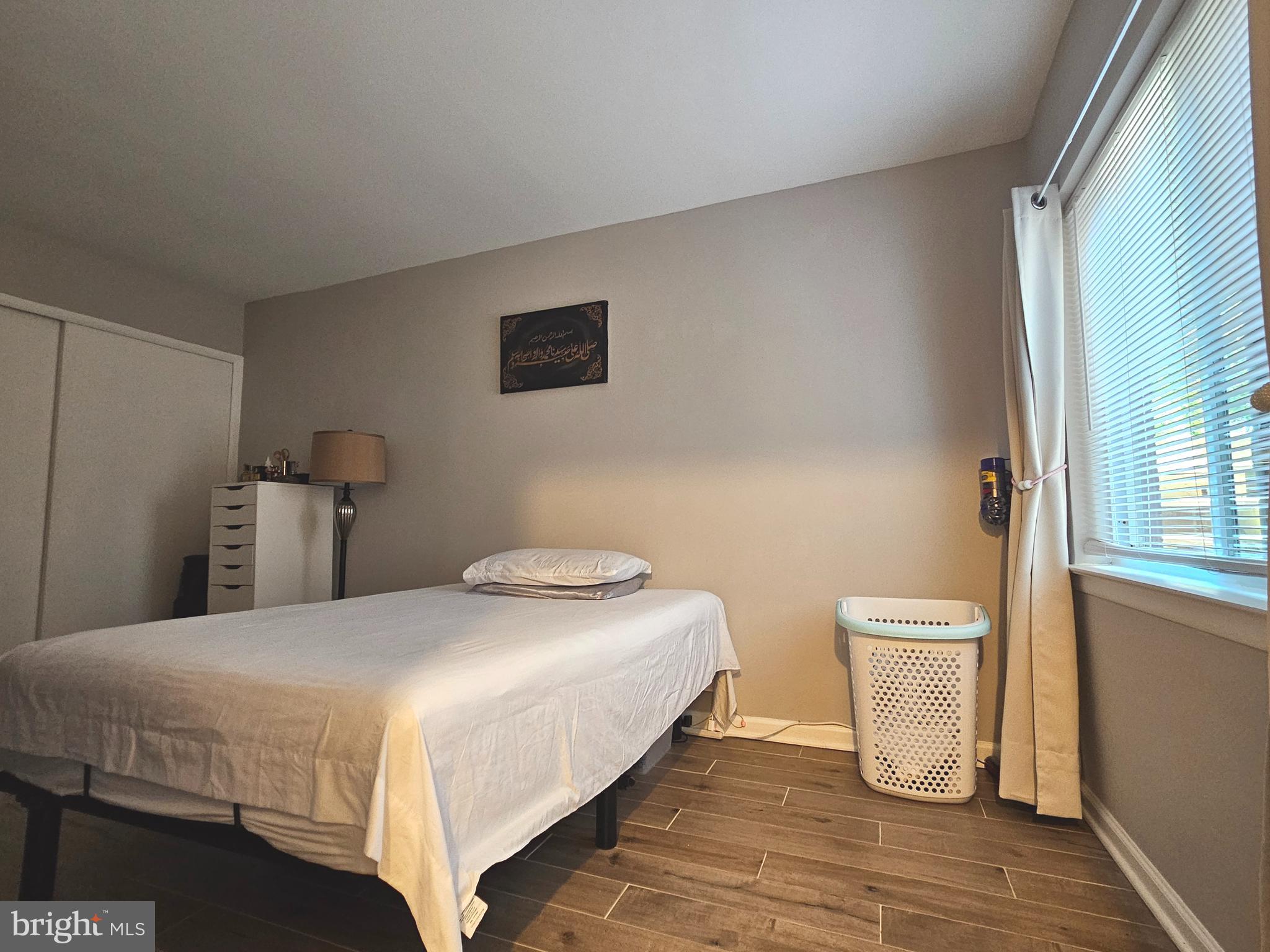 MOSBYS LANDING - Residential Lease