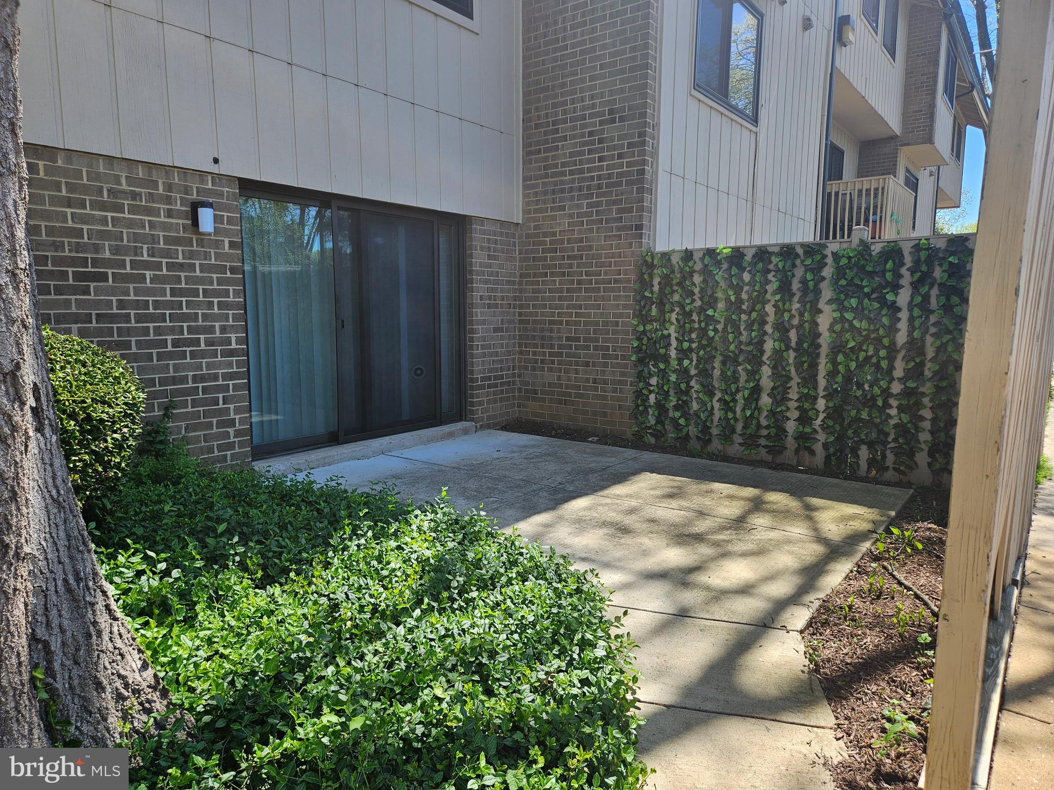 MOSBYS LANDING - Residential Lease