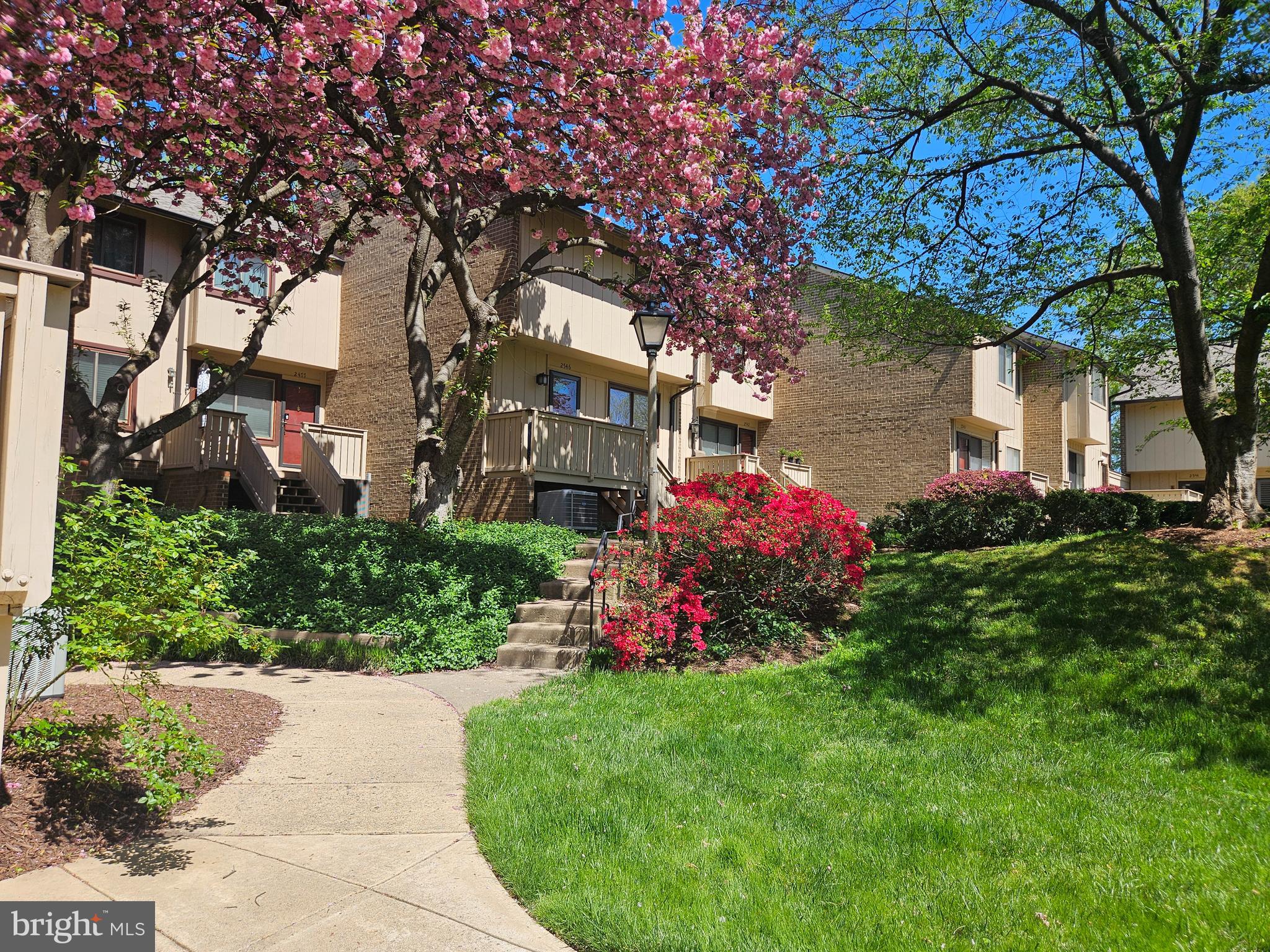 MOSBYS LANDING - Residential Lease