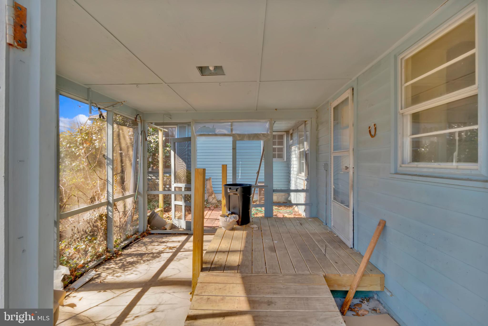 PARKVILLE - Residential