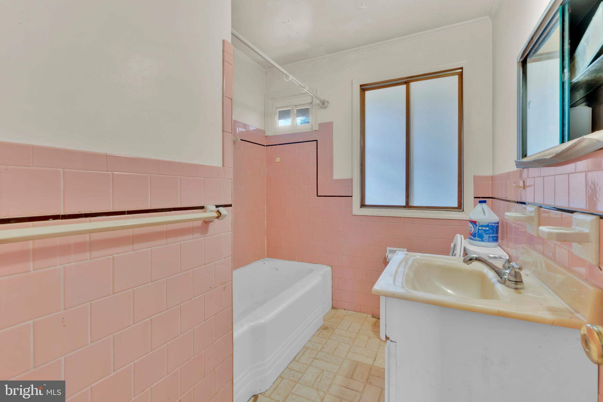 PARKVILLE - Residential