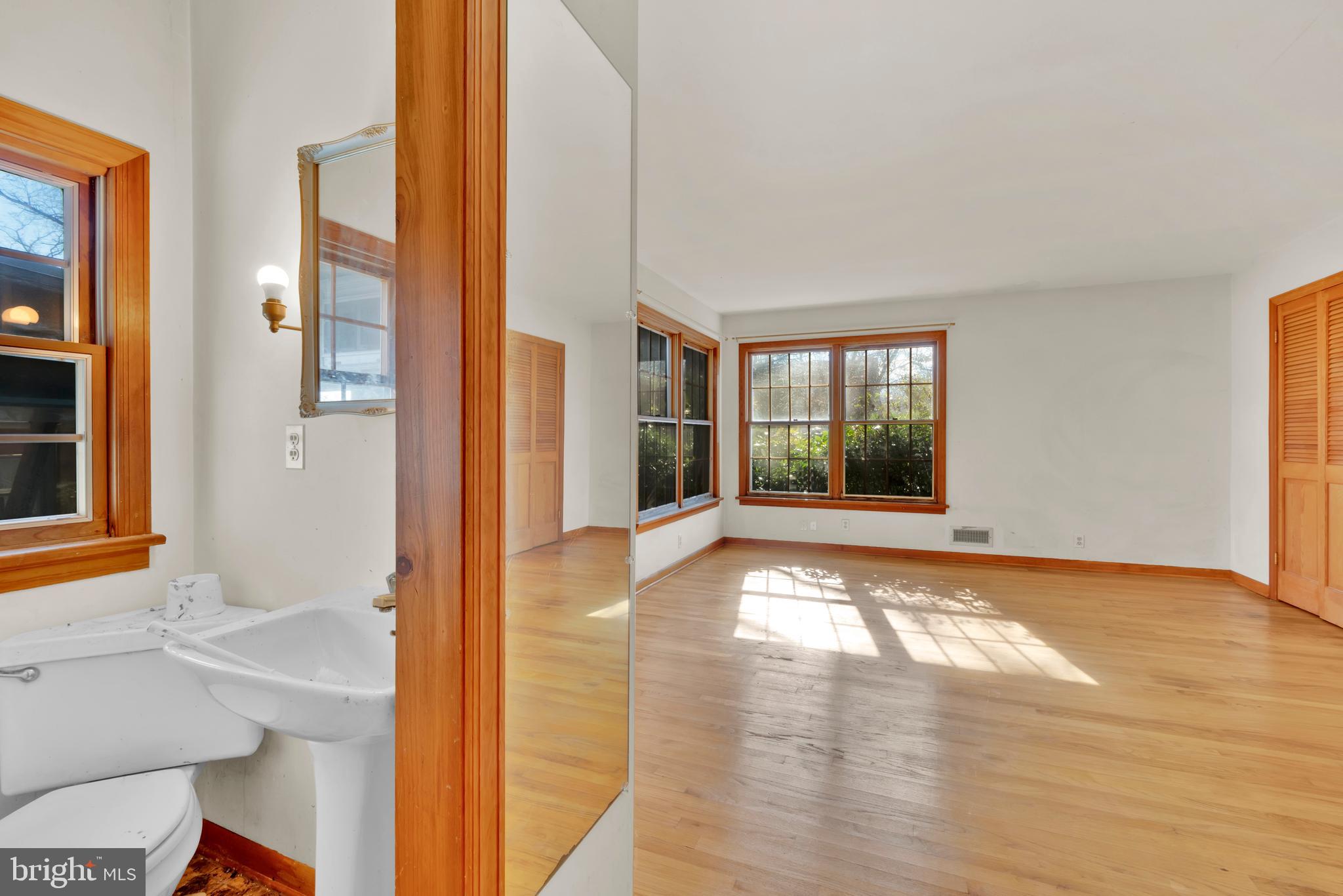 PARKVILLE - Residential