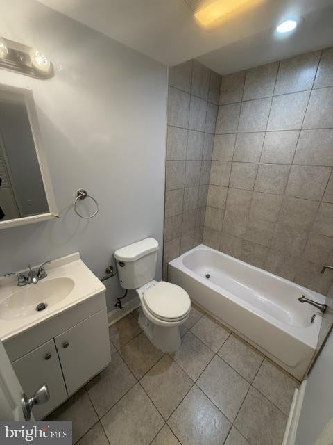 421 BURBANK STREET SE UNIT 5