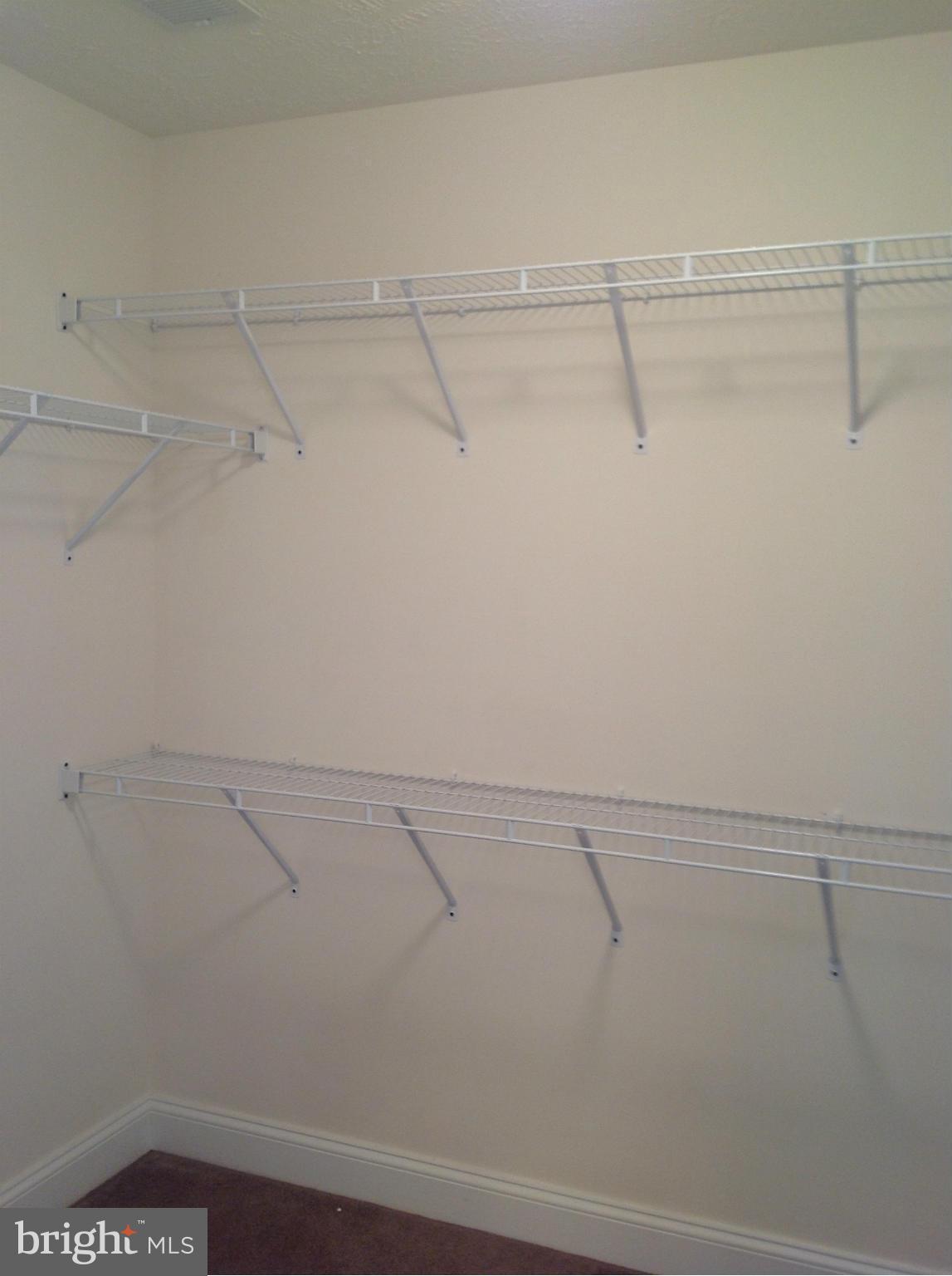 ANNISTON MANOR - Residential Lease