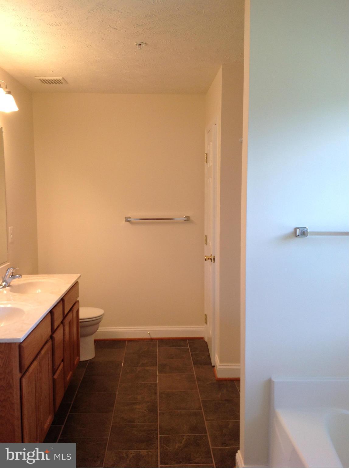 ANNISTON MANOR - Residential Lease