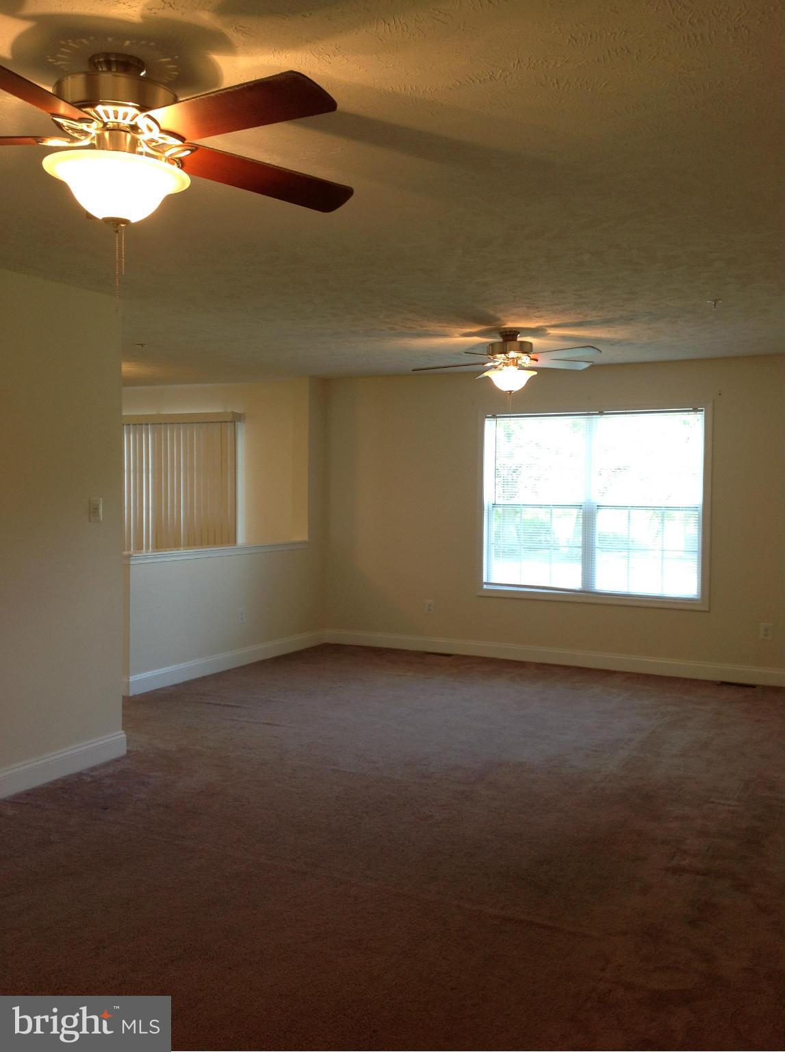 ANNISTON MANOR - Residential Lease