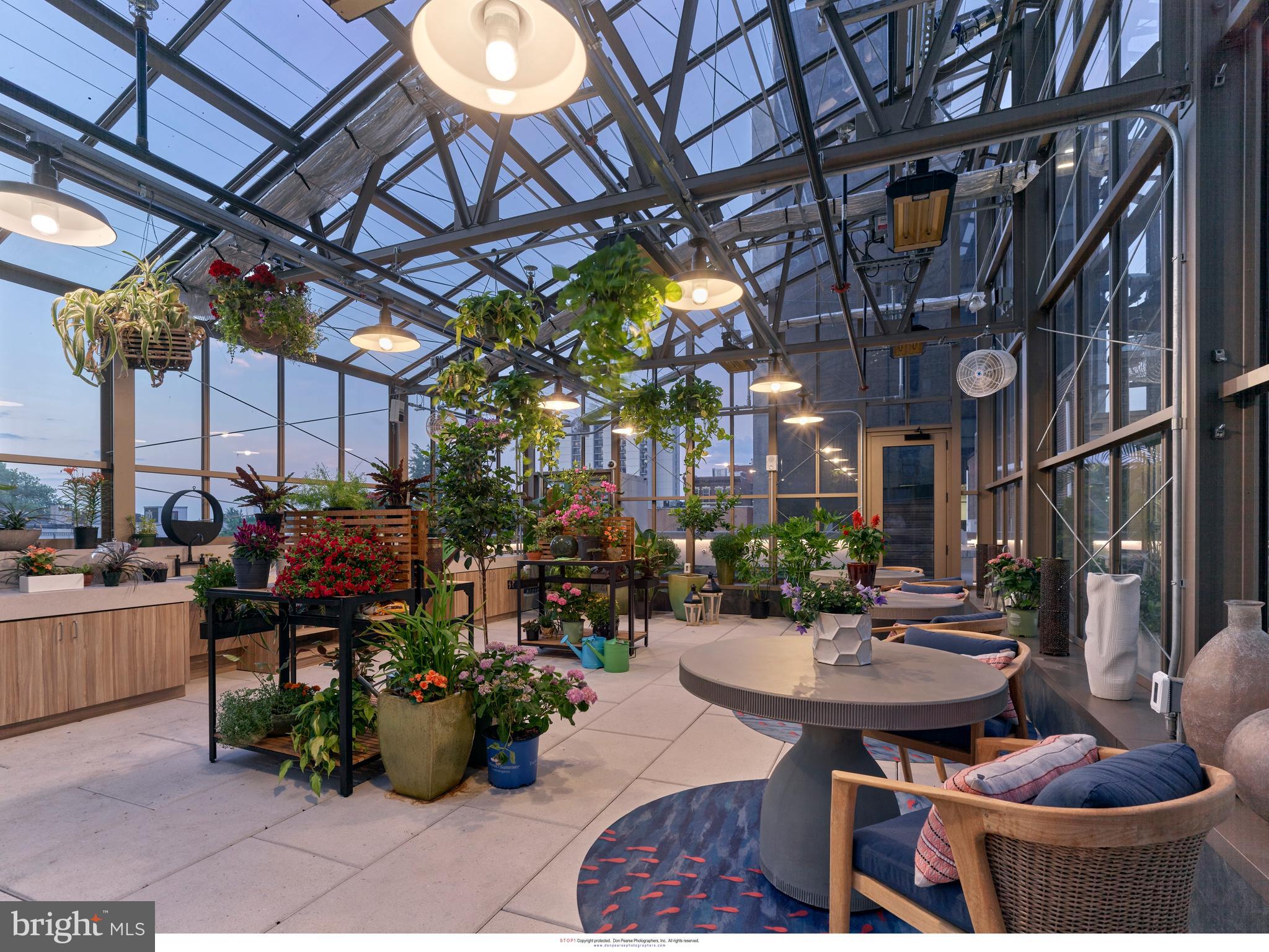 AVENUE OF THE ARTS - Residential