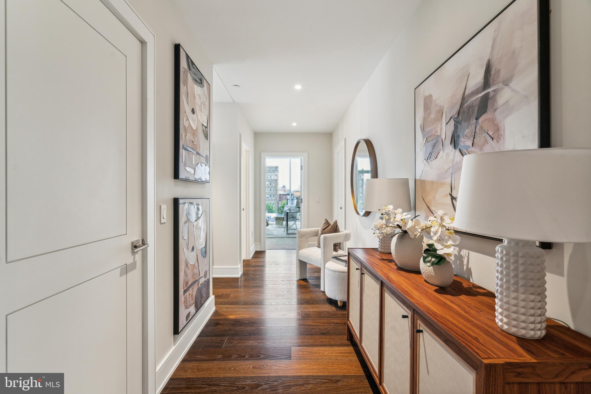 AVENUE OF THE ARTS - Residential