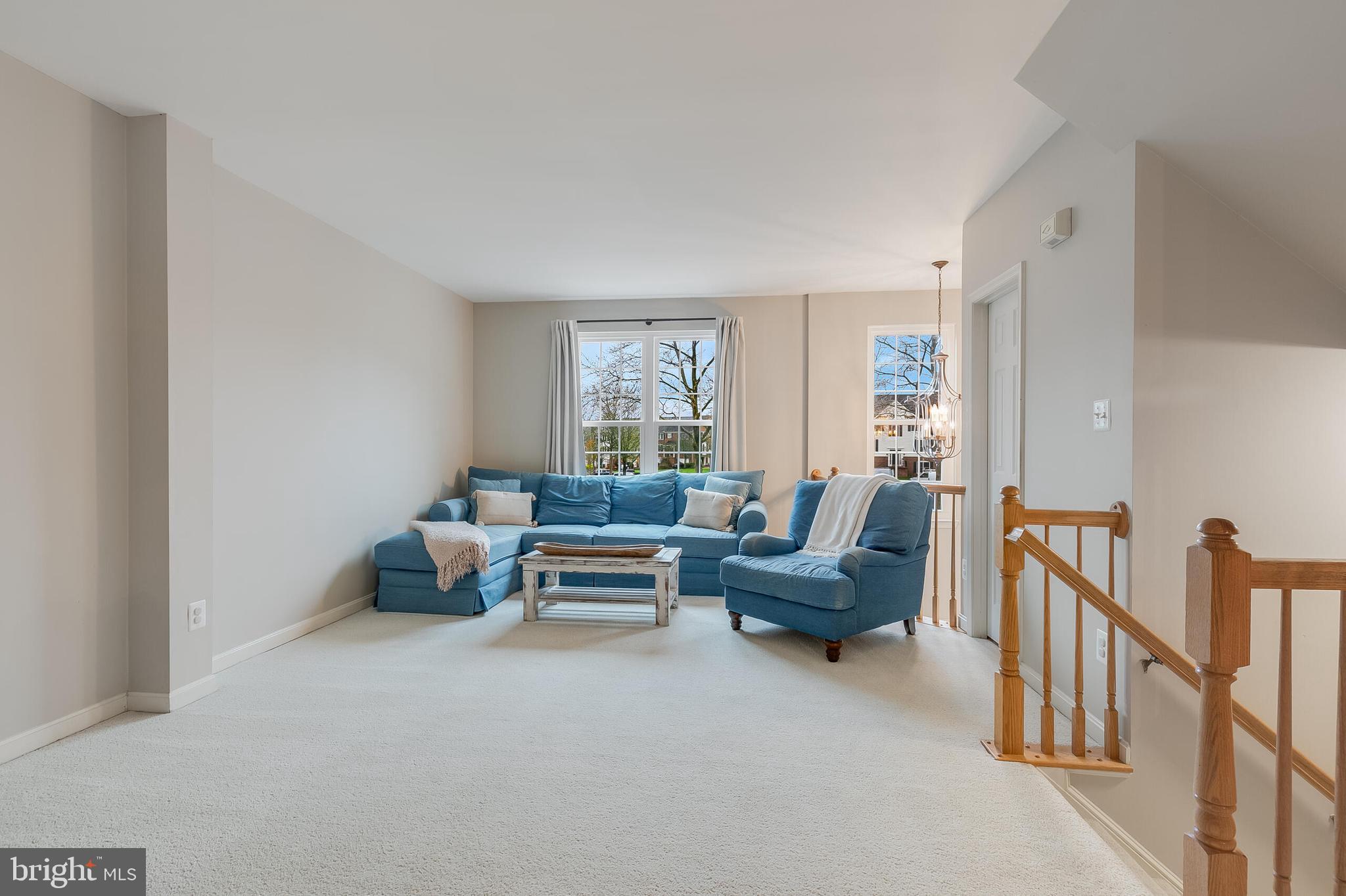 SOUTH RIDING - Residential