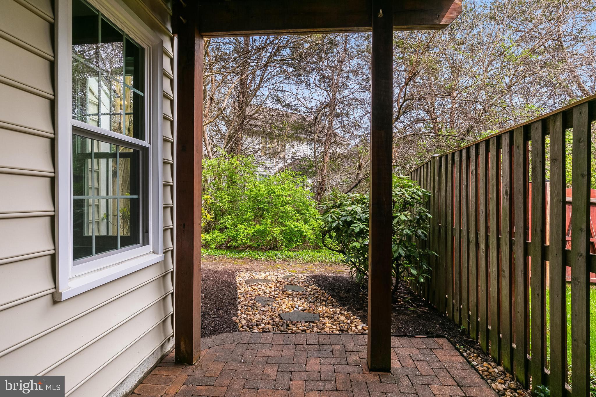 SOUTH RIDING - Residential