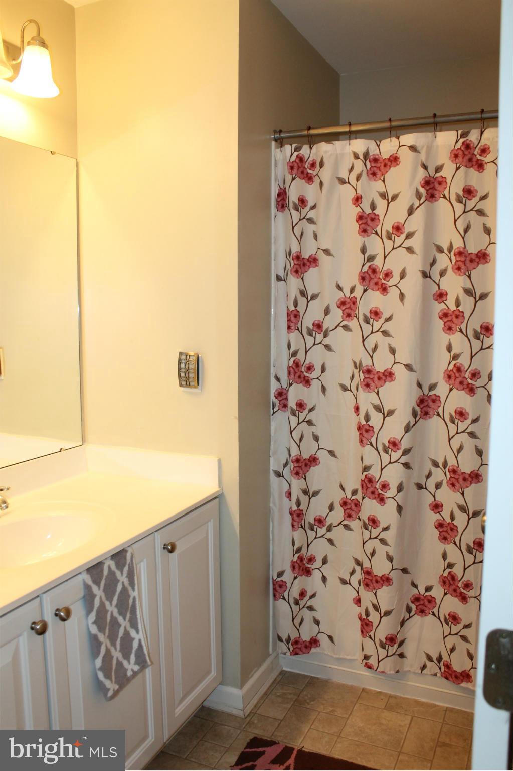 COVENTRY FARMS - Residential