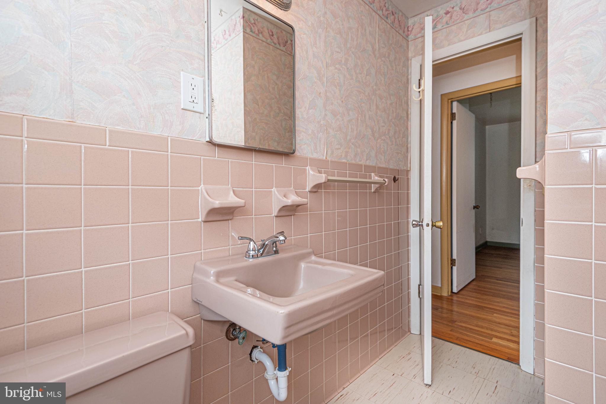 SOUTH CLIFTON - Residential