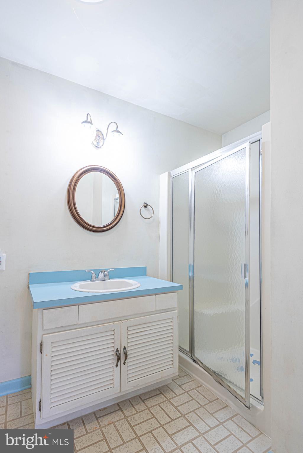 SOUTH CLIFTON - Residential