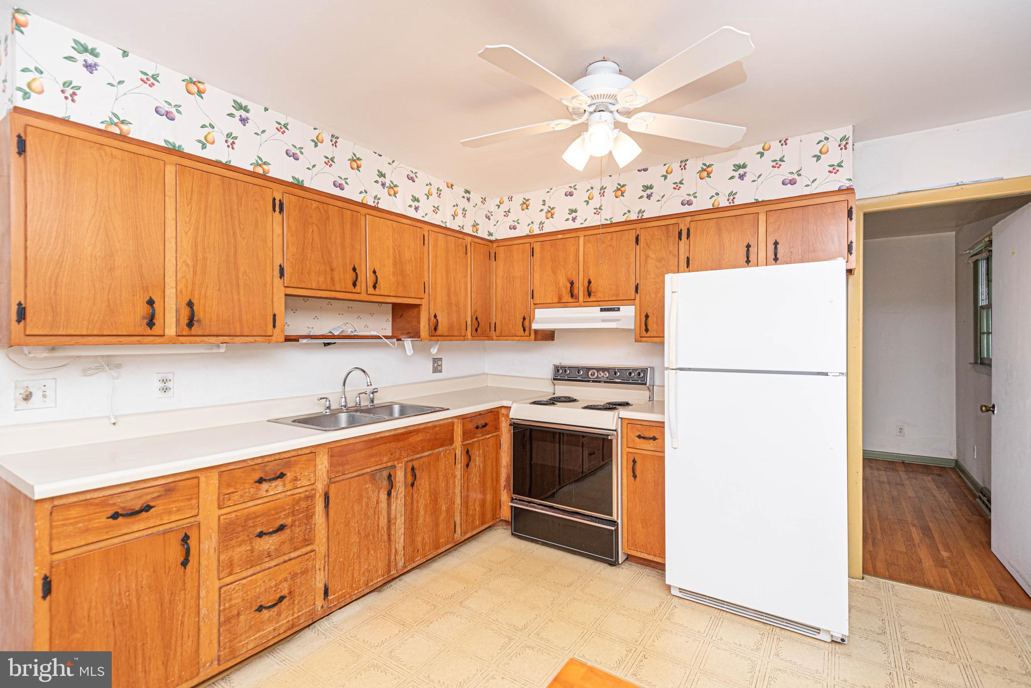 SOUTH CLIFTON - Residential