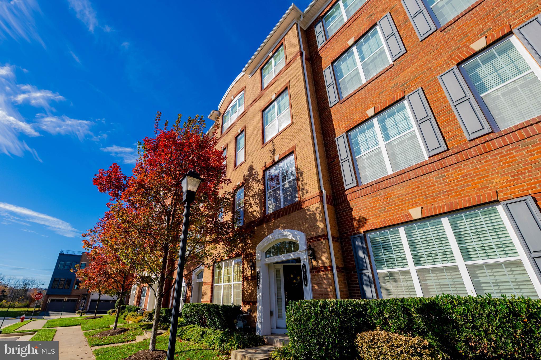 BUCKINGHAM AT LOUDOUN VALLEY - Residential