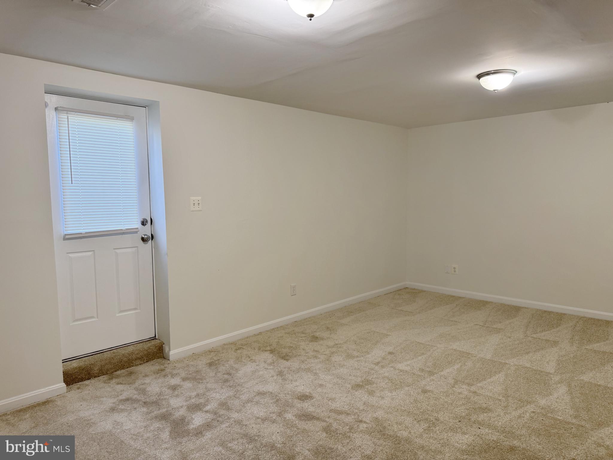 WOODLAND MANOR - Residential