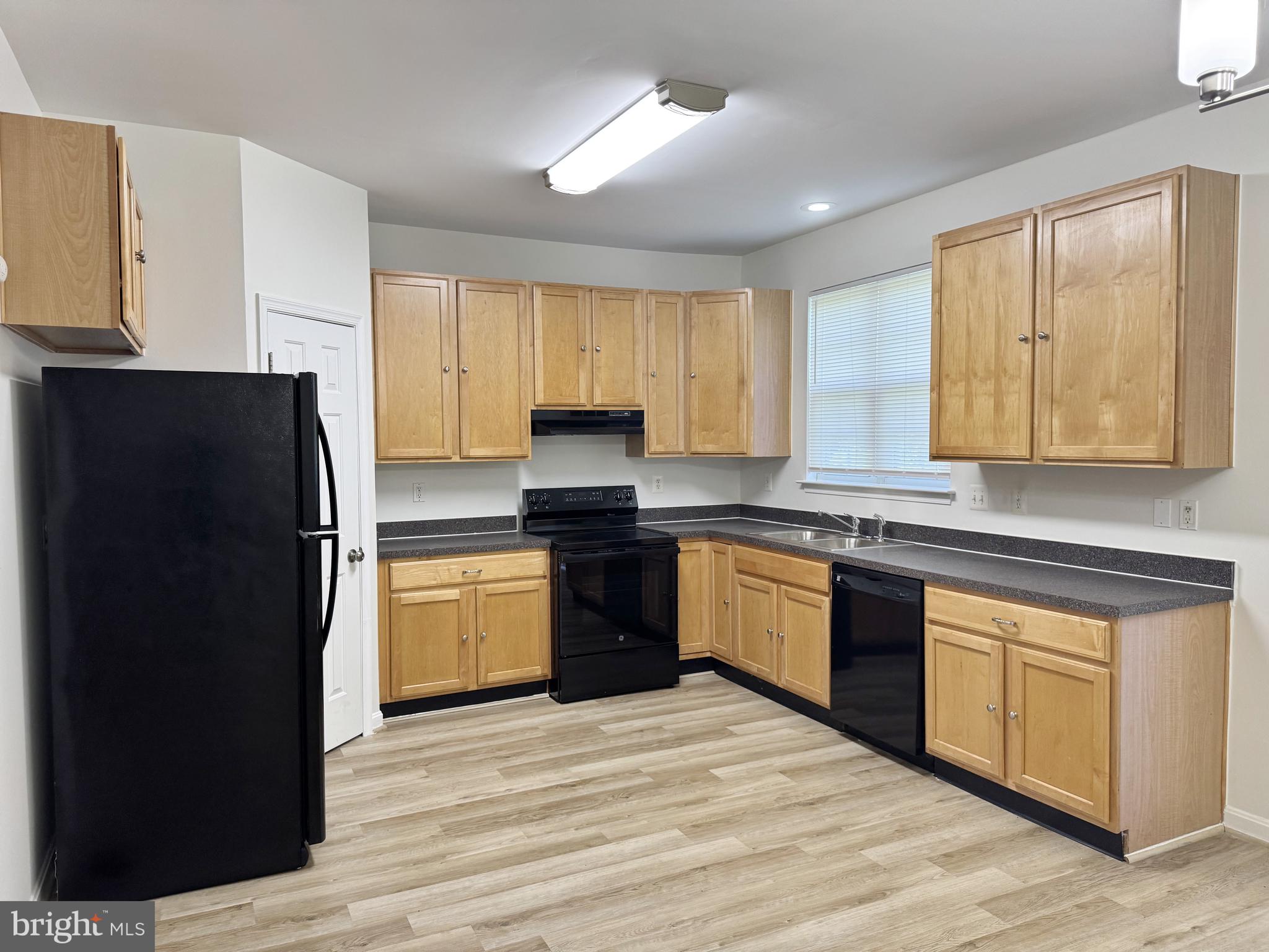 WOODLAND MANOR - Residential