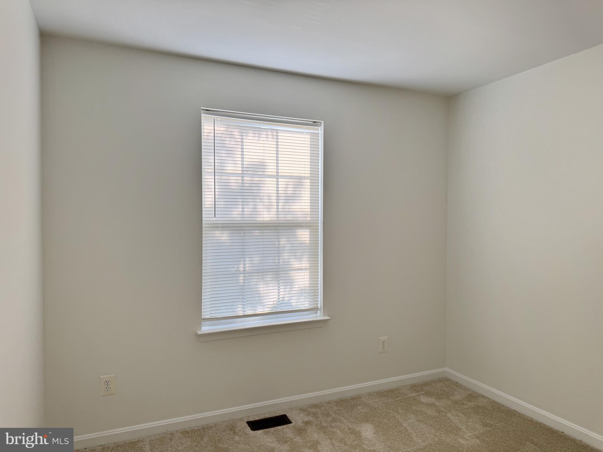 WOODLAND MANOR - Residential