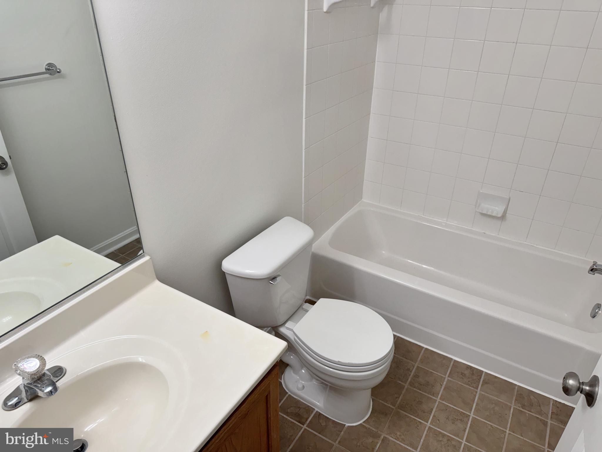 WOODLAND MANOR - Residential