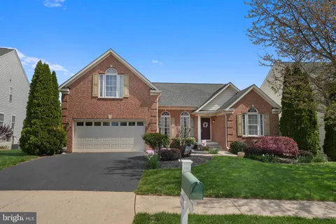 6609 Cheney Way, Gainesville, VA MLS: VAPW2092366