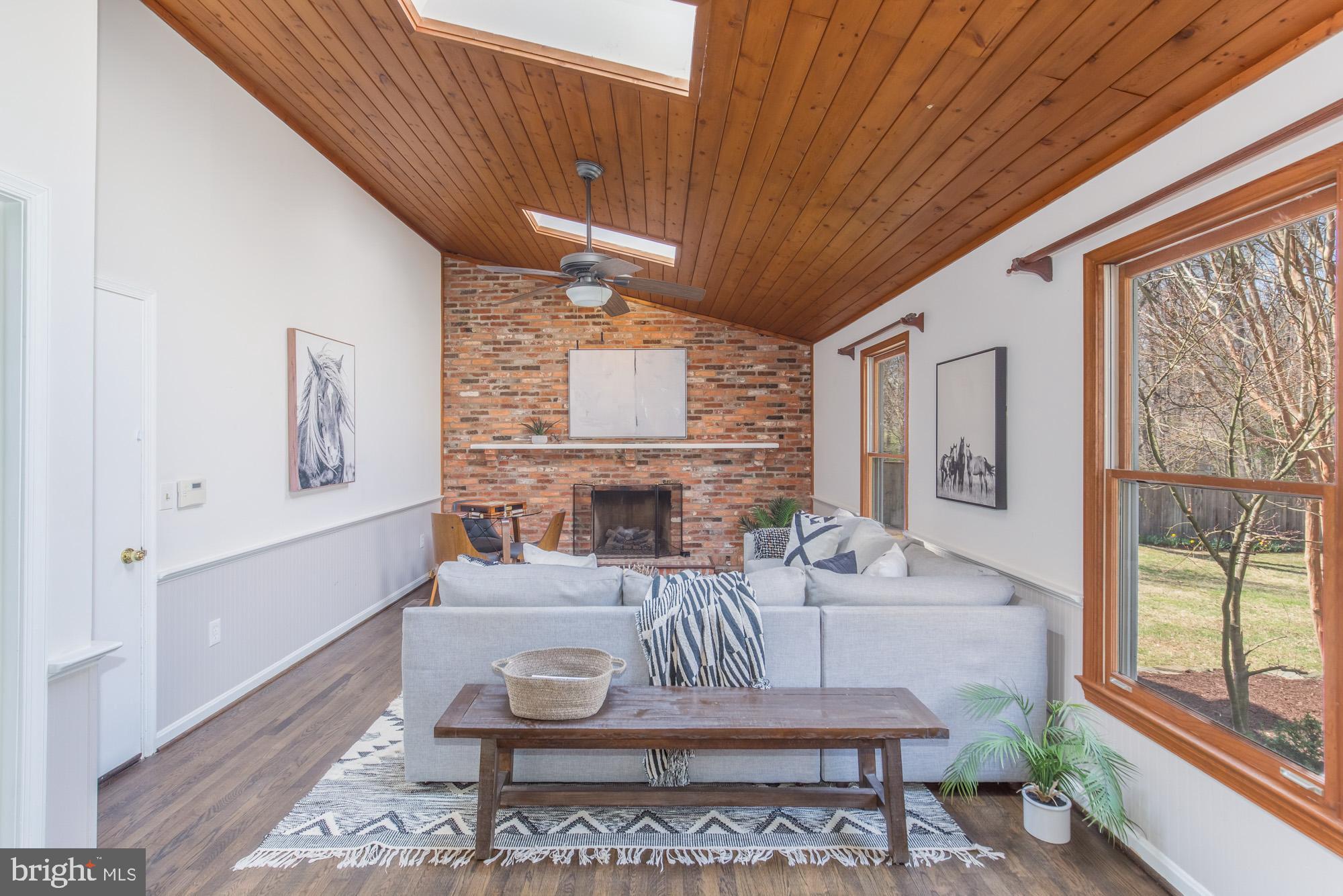 NORBECK KNOLLS - Residential