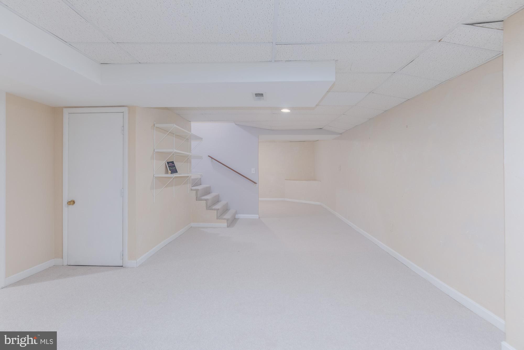 NORBECK KNOLLS - Residential