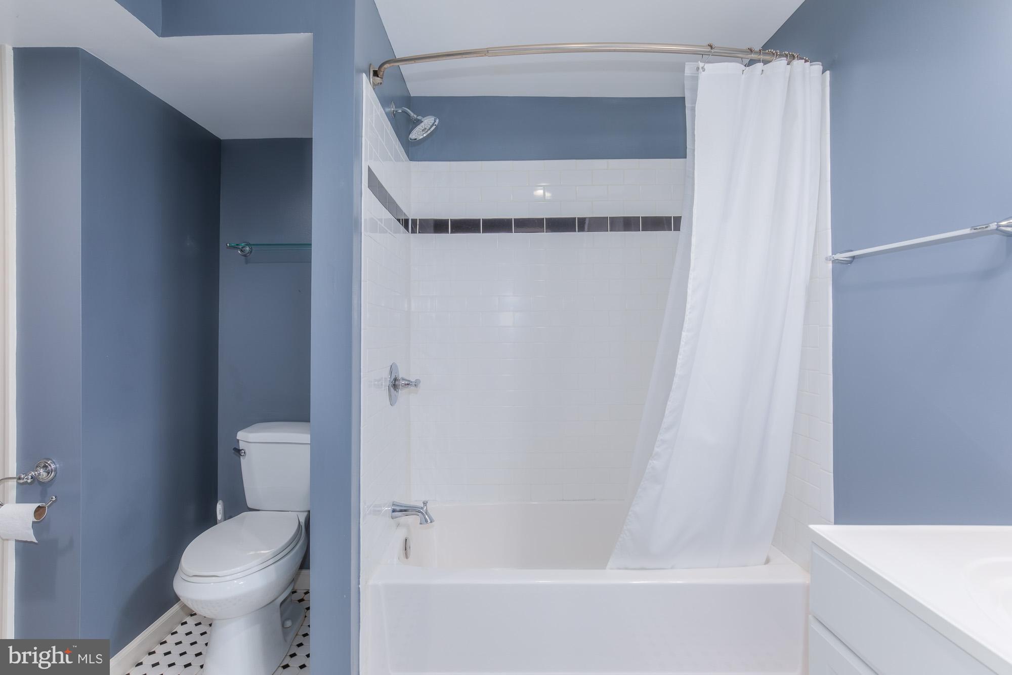 NORBECK KNOLLS - Residential