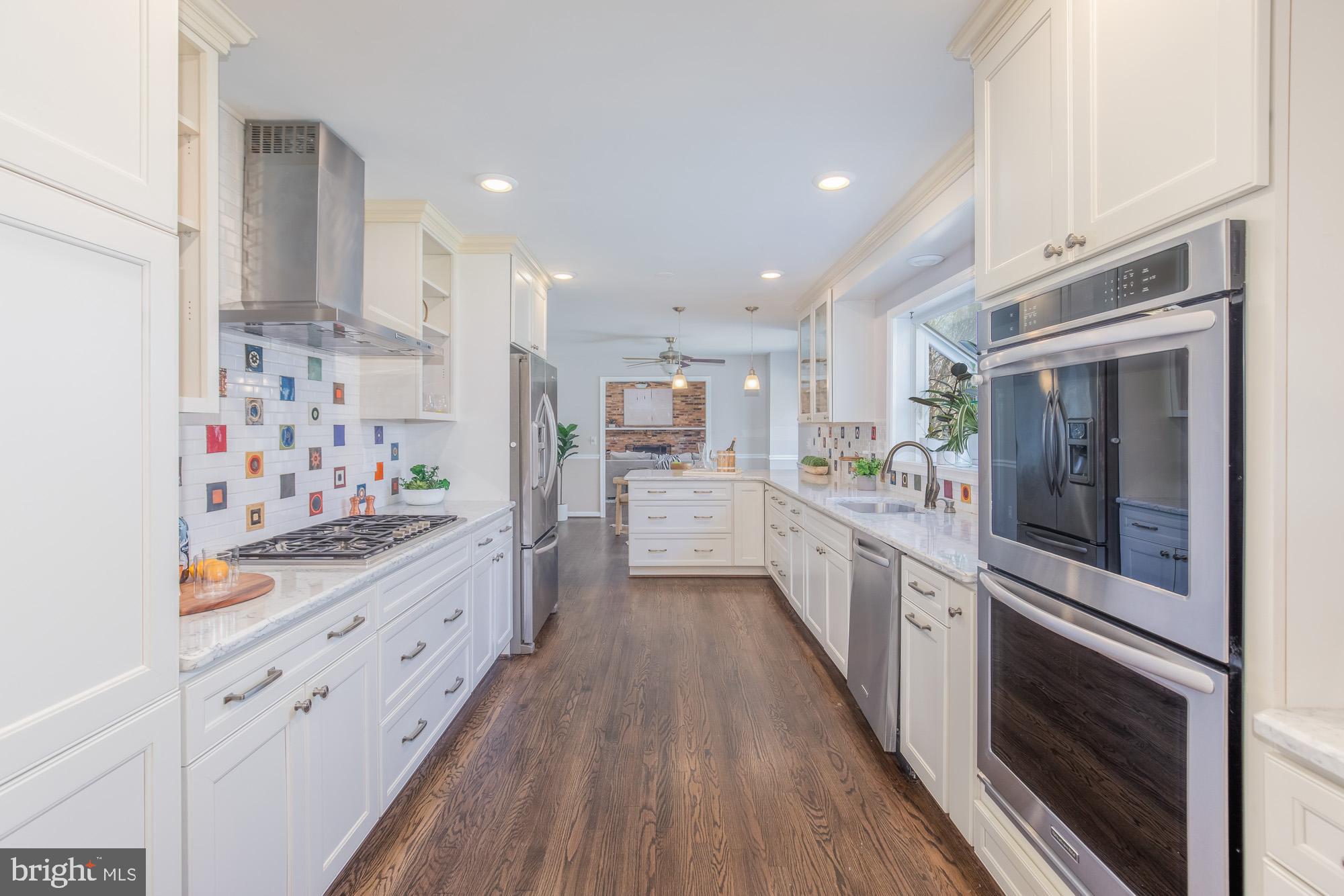 NORBECK KNOLLS - Residential