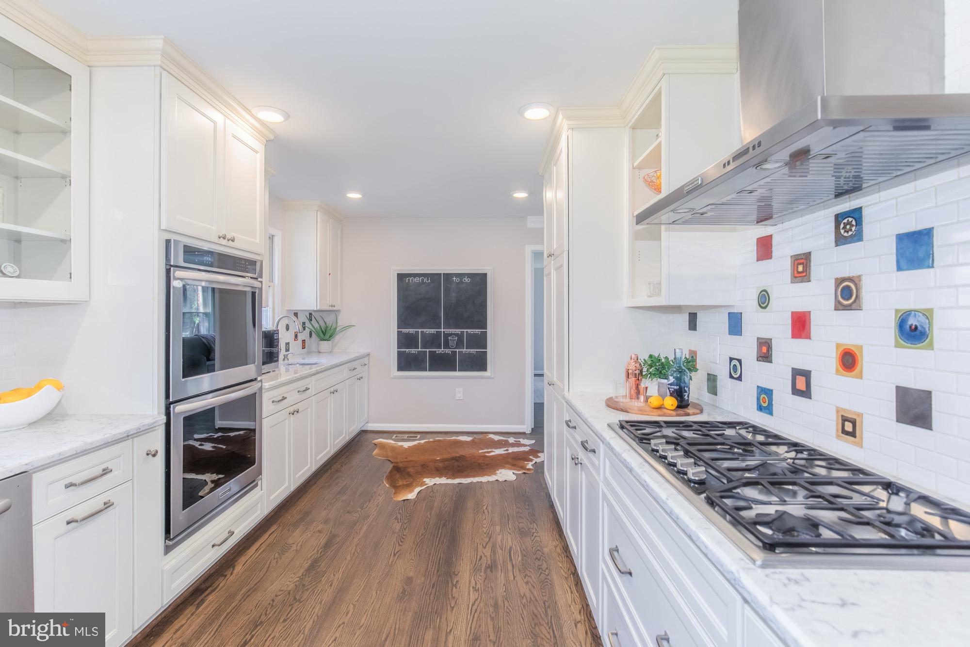 NORBECK KNOLLS - Residential