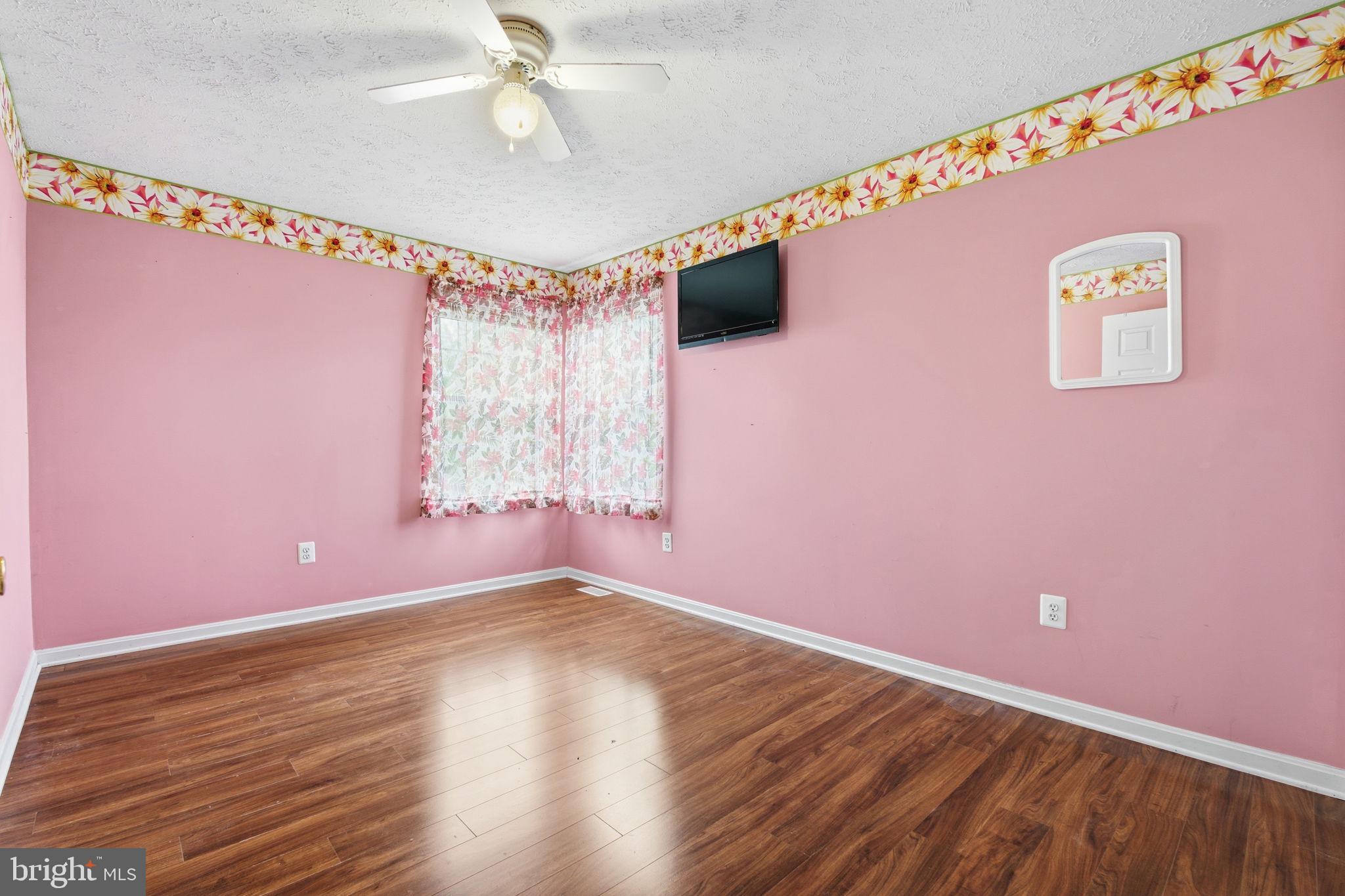 MANCHESTER FARMS - Residential